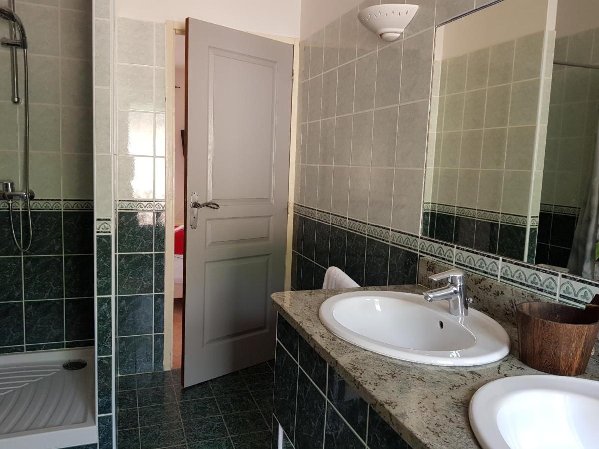 Chez Dume Bed & Breakfast Santa-Lucia-di-Tallano Bagian luar foto